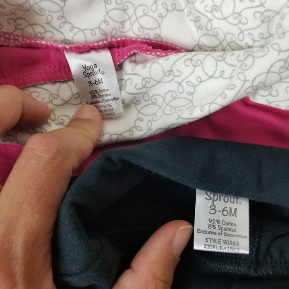 Yoga Sprout Bundle 3-6M Onesies Pants Zip Up - Picture 7 of 8